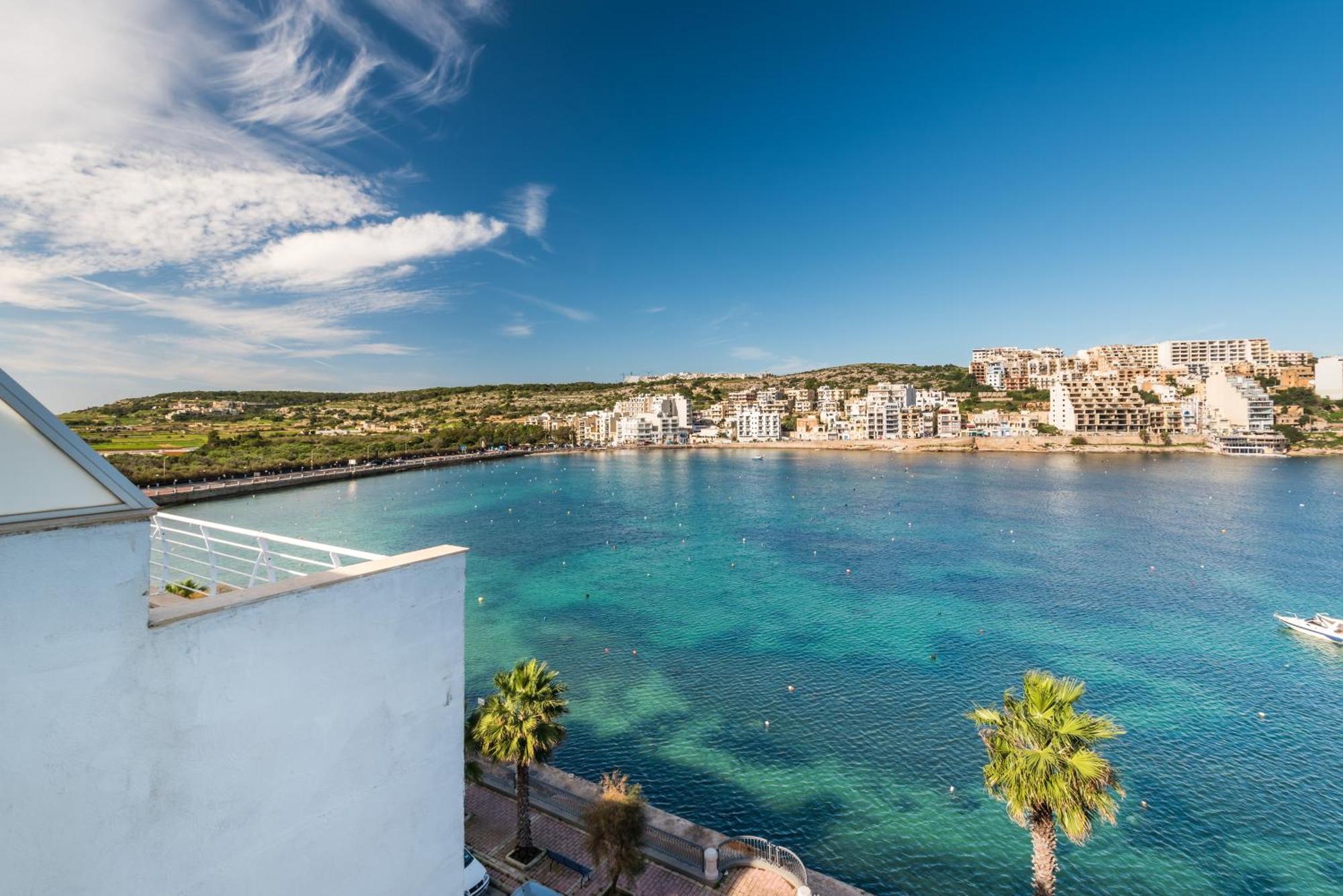 Blue Harbour 2 Bedroom Seafront Apartments With Stunning Seaviews - By Getawaysmalta San Pawl il-Baħar Eksteriør bilde