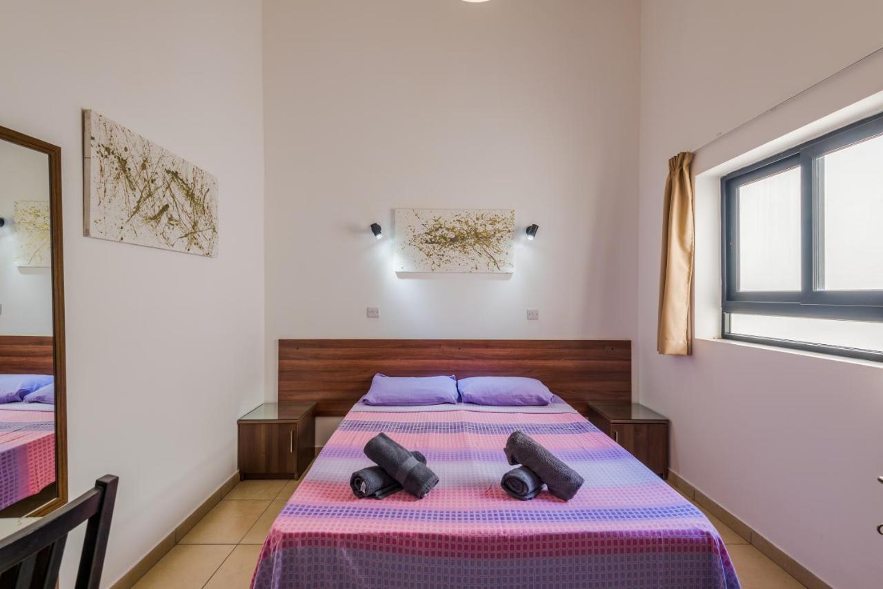 Blue Harbour 2 Bedroom Seafront Apartments With Stunning Seaviews - By Getawaysmalta San Pawl il-Baħar Eksteriør bilde